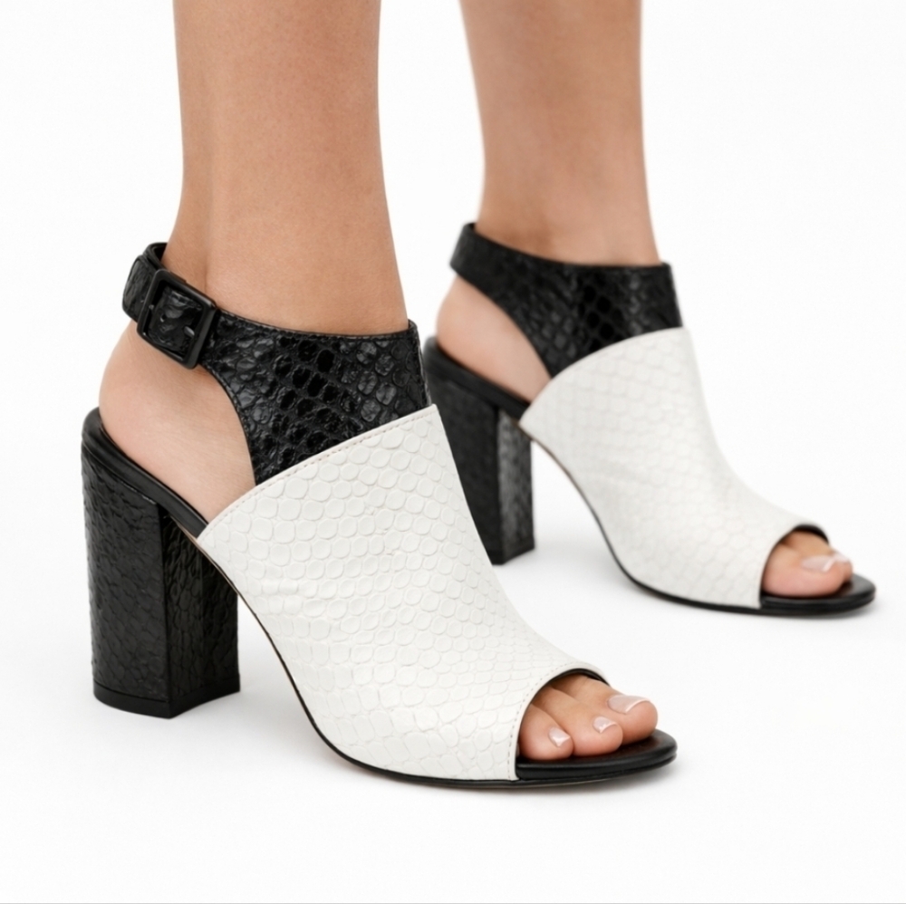 M. Gemi Carina Black and White Snake Embossed Open-Toe Block Heels Sz 40 (9)